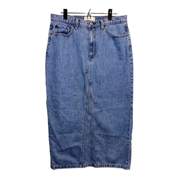 Abercrombie & Fitch Dresses & Skirts - Abercrombie & Fitch Midi Denim Skirt